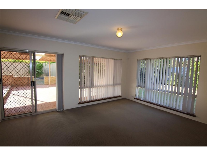 13 Young Lane, Parkwood WA 6147