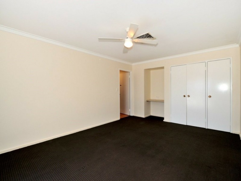 10 Stone Court, Bibra Lake WA 6163