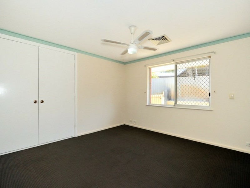 10 Stone Court, Bibra Lake WA 6163