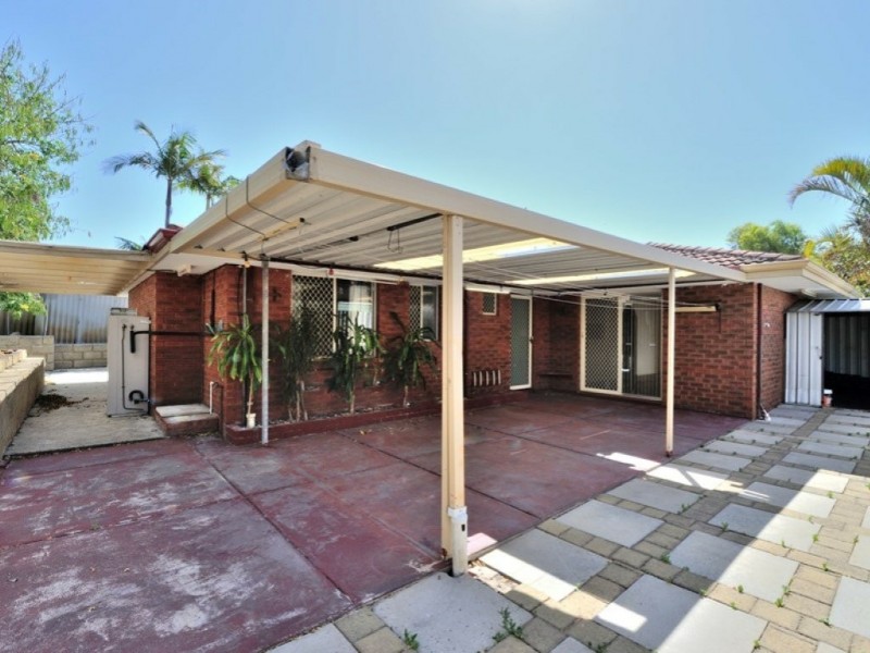 10 Stone Court, Bibra Lake WA 6163