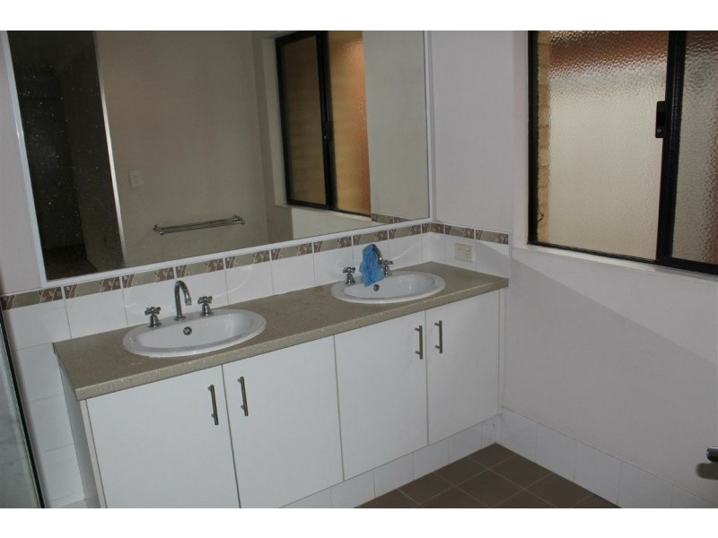 24 Nuytsia Crescent, Canning Vale WA 6155