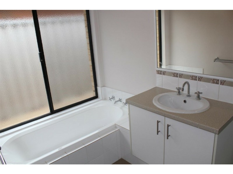 24 Nuytsia Crescent, Canning Vale WA 6155