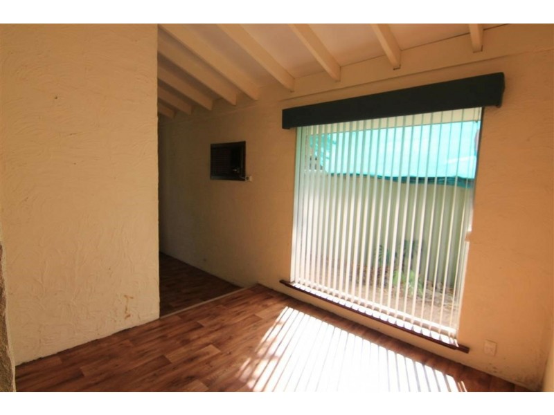 42 Collins Road, Willetton WA 6155