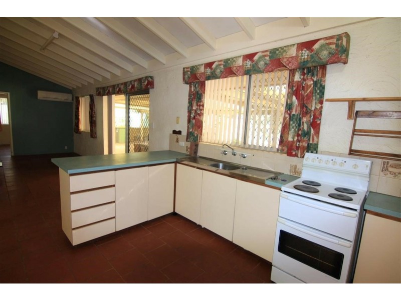 42 Collins Road, Willetton WA 6155