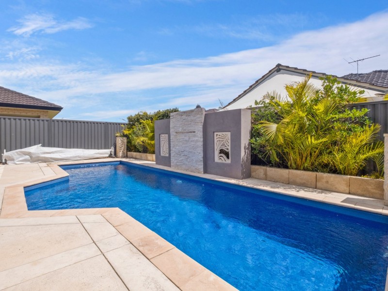 11 Kaliman Bend, Harrisdale WA 6112