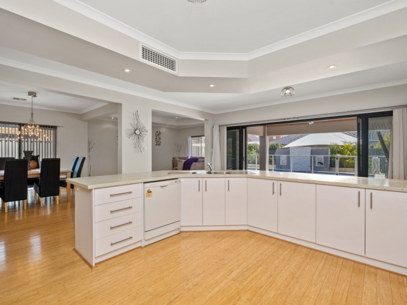 11 Kaliman Bend, Harrisdale WA 6112