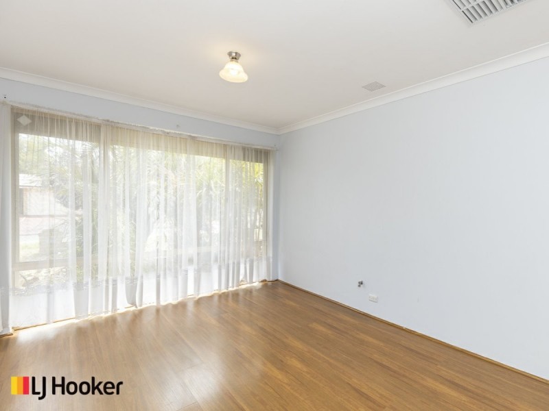 11 Wedgetail Court, Brookdale WA 6112