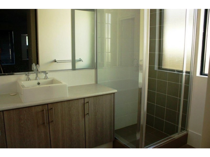 4 Biloxi Loop, Success WA 6164