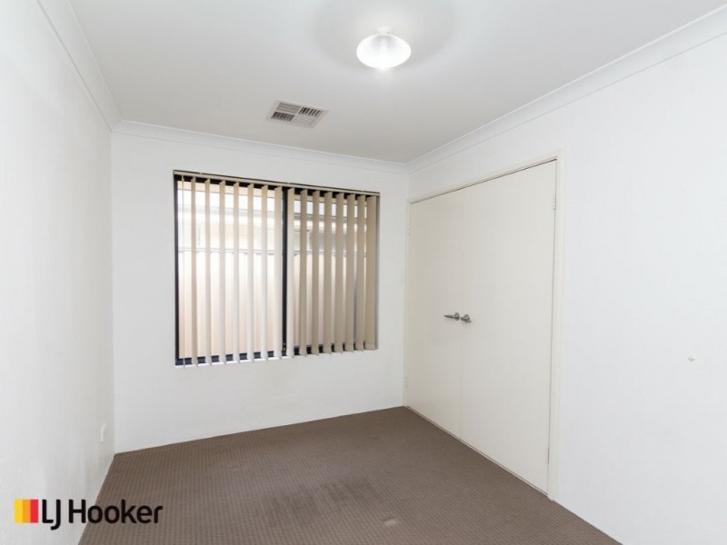105 Monticello Parkway, Piara Waters WA 6112