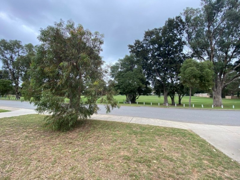 52 Sussex Street, Spearwood WA 6163