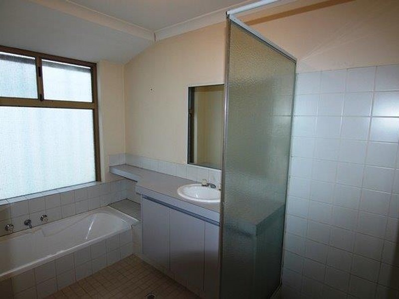 15c Luffingham Street, Melville WA 6156