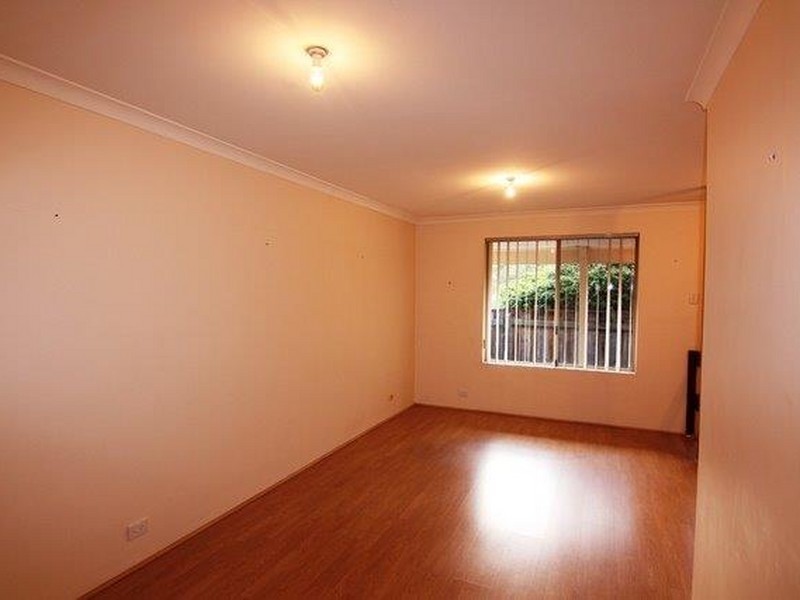 15c Luffingham Street, Melville WA 6156