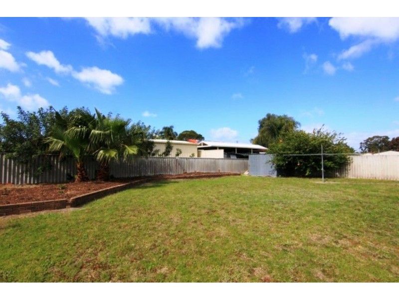 65 Carmick Way, Ferndale WA 6148