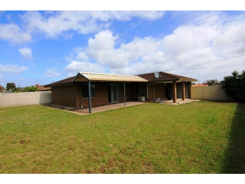 65 Carmick Way, Ferndale WA 6148