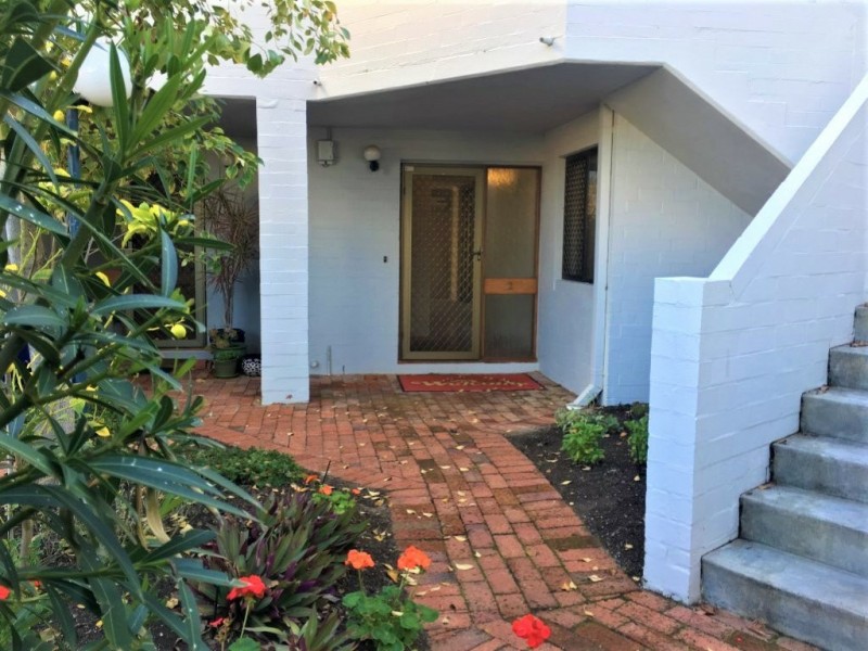 2/1 Brookside Avenue, South Perth WA 6151
