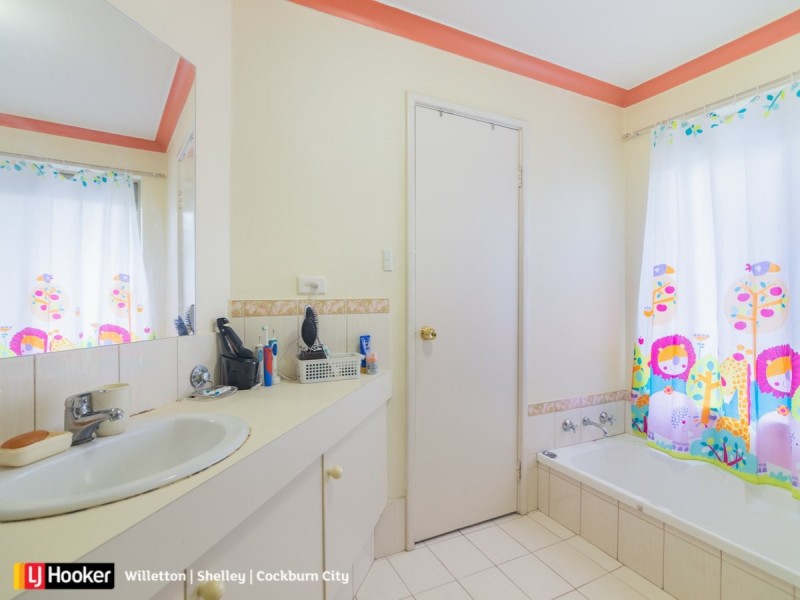 51 Riley Road, Riverton WA 6148