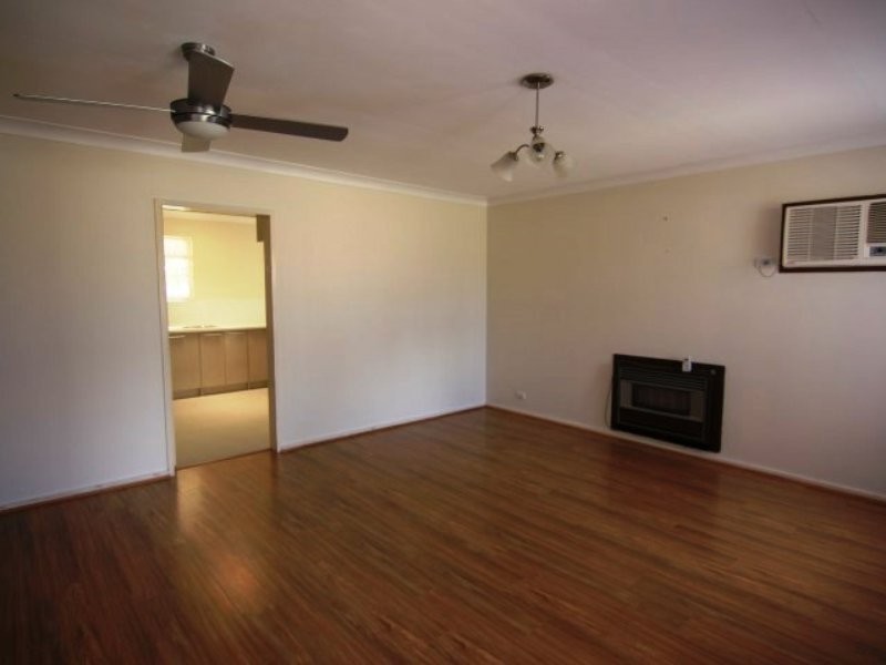 17 Elvington Way, Thornlie WA 6108