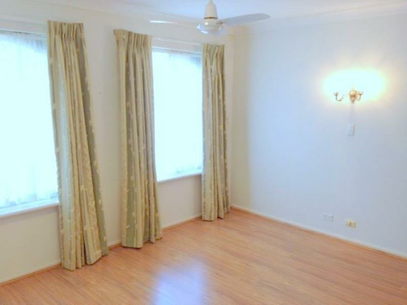 17 Elvington Way, Thornlie WA 6108