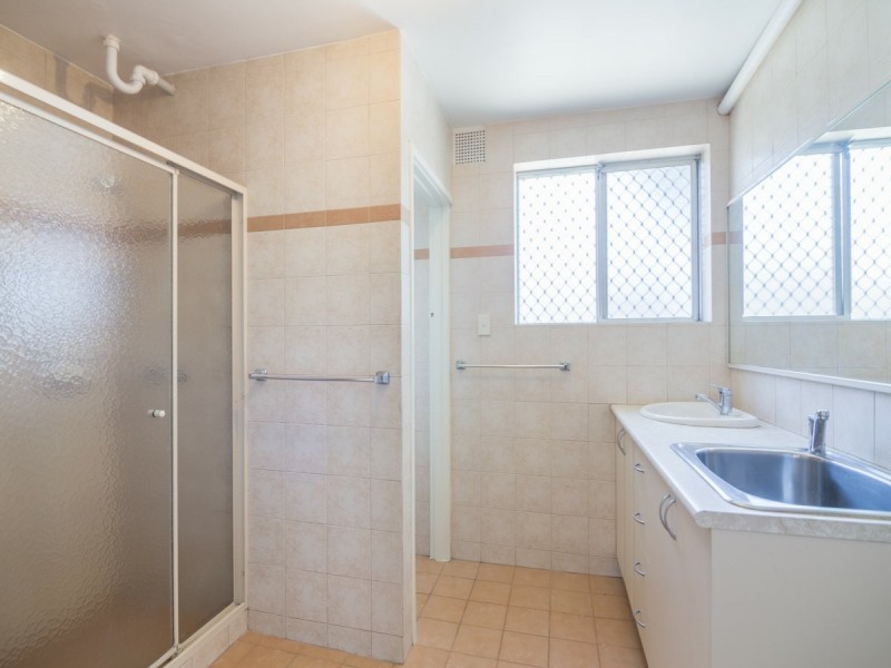 3/3 Acton Avenue, Bentley WA 6102