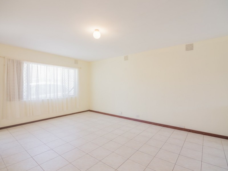 3/3 Acton Avenue, Bentley WA 6102