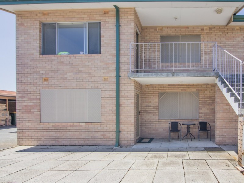 3/3 Acton Avenue, Bentley WA 6102