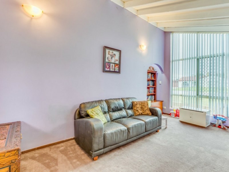 1 Prion Street, Thornlie WA 6108