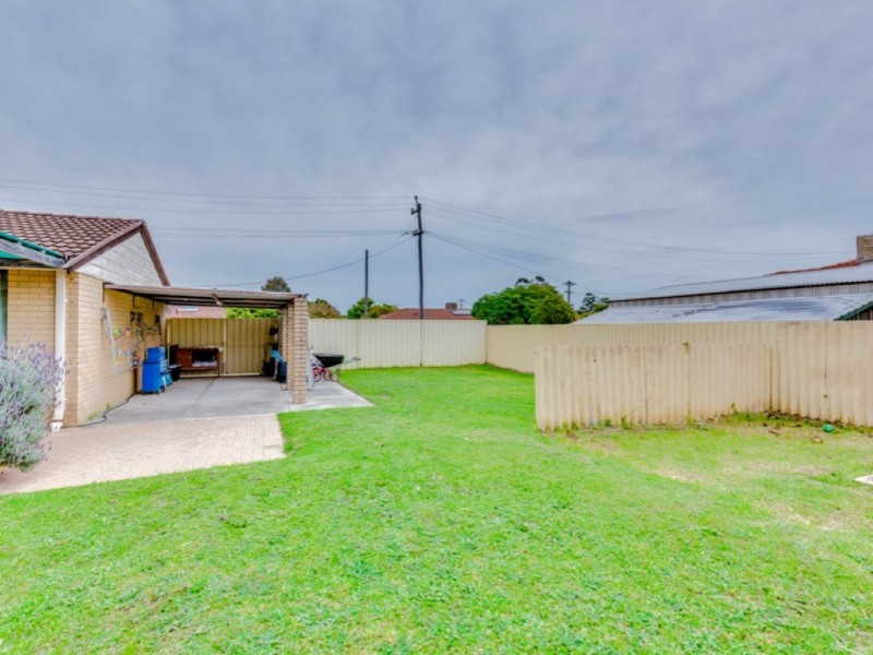 1 Prion Street, Thornlie WA 6108