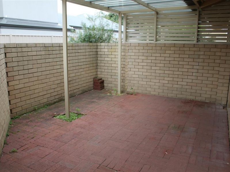 1/14 Brittian Street, Como WA 6152