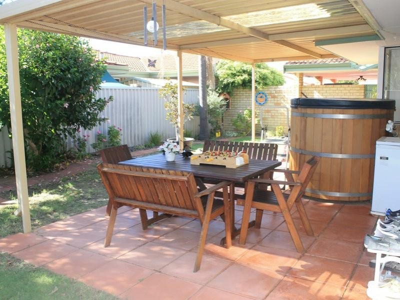 3/435 Riverton Dr East, Shelley WA 6148