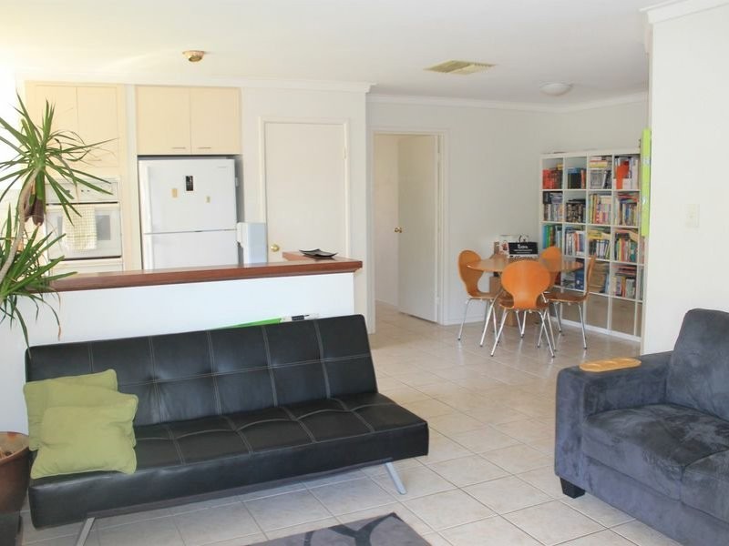 3/435 Riverton Dr East, Shelley WA 6148