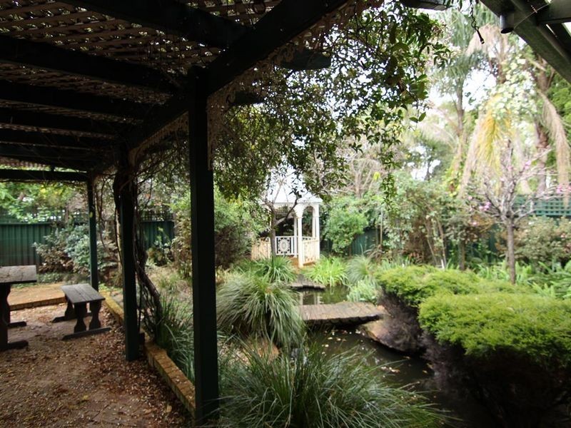 37 Matthew Avenue, Leeming WA 6149