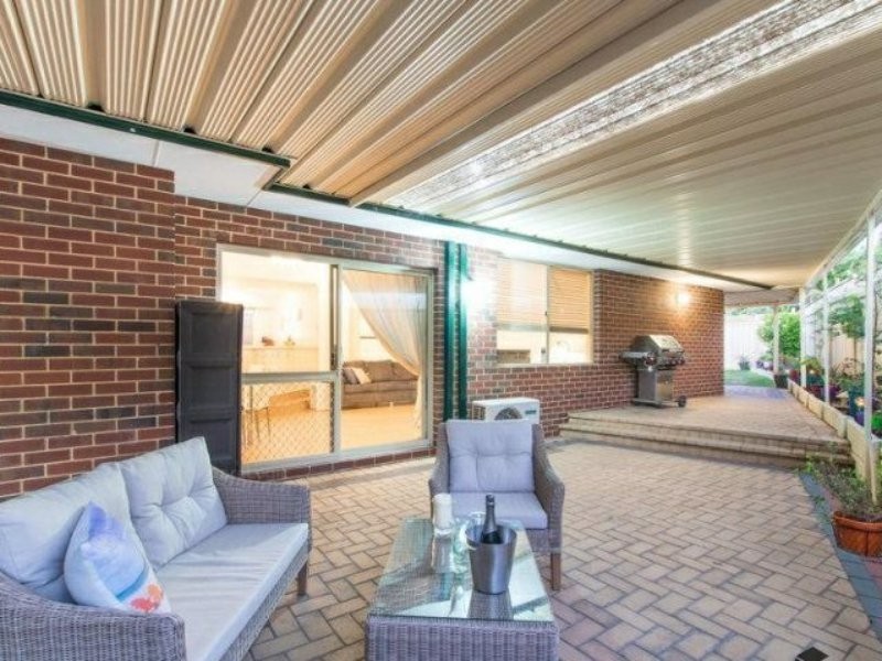37 Turnbury Park Drive, Jandakot WA 6164