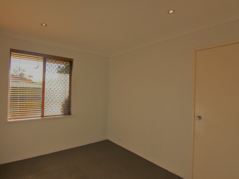 42 Golf Road, Parkwood WA 6147