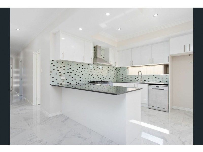 21 Conference Drive, Success WA 6164