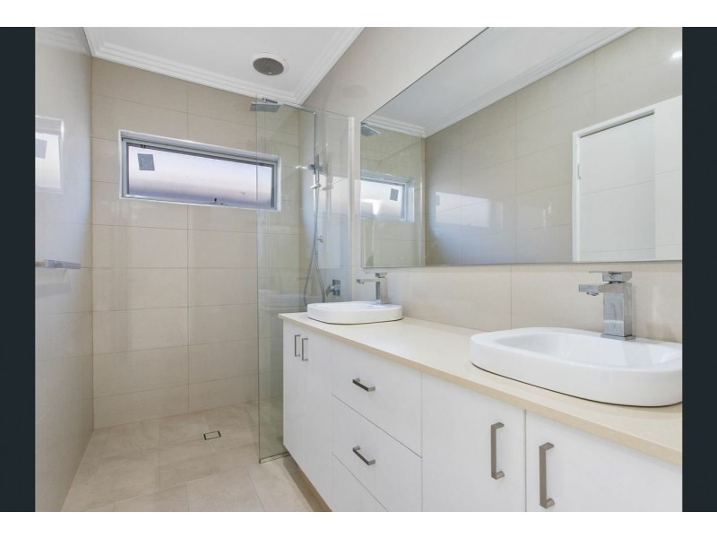 21 Conference Drive, Success WA 6164