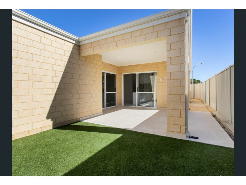 21 Conference Drive, Success WA 6164