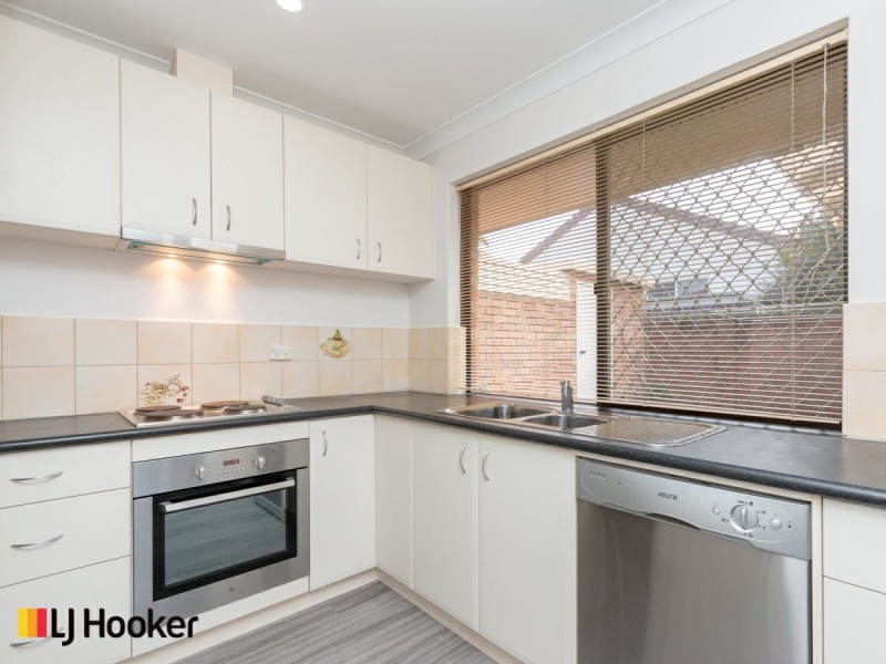 Unit 4/60 Saunders Street, Como WA 6152