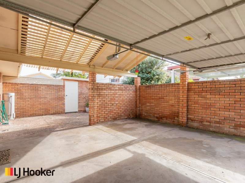 Unit 4/60 Saunders Street, Como WA 6152