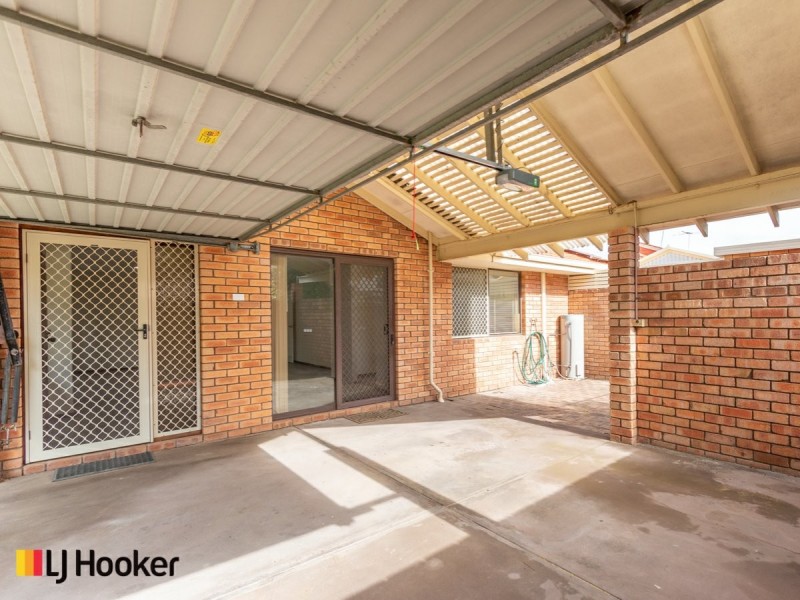 Unit 4/60 Saunders Street, Como WA 6152