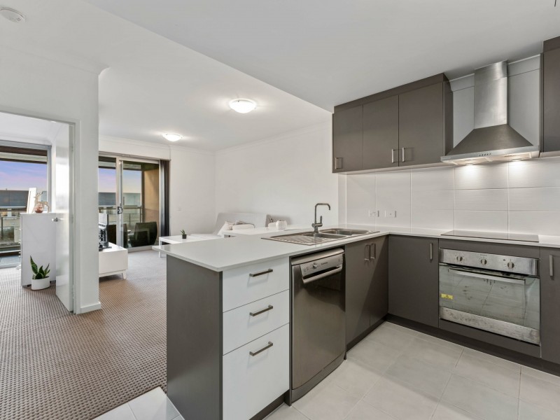 Unit 13/25 O’Connor Close, North Coogee WA 6163