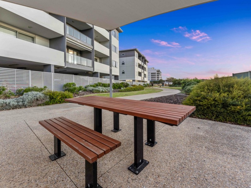 Unit 13/25 O’Connor Close, North Coogee WA 6163