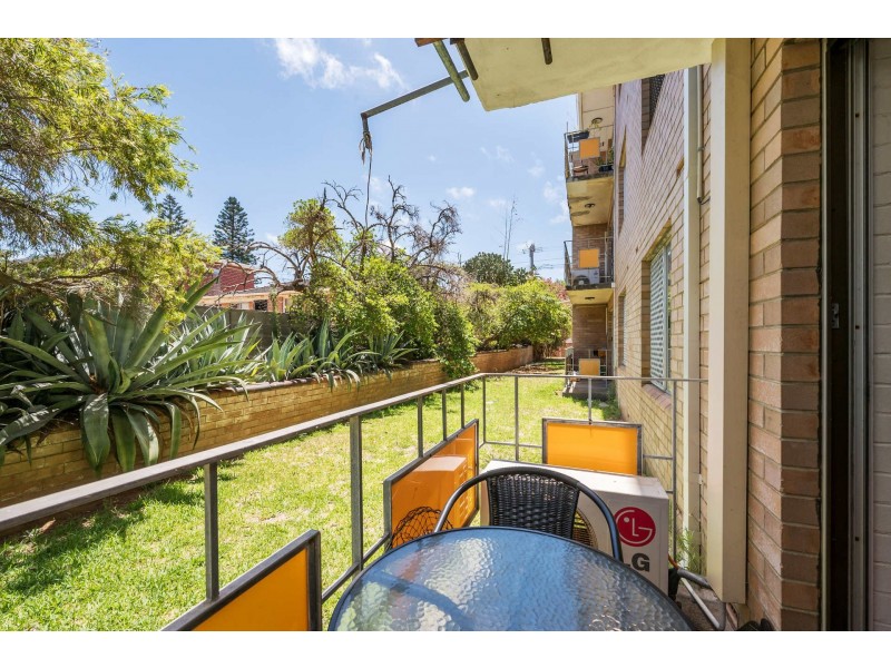Unit 8/83 Phoenix Road, Spearwood WA 6163