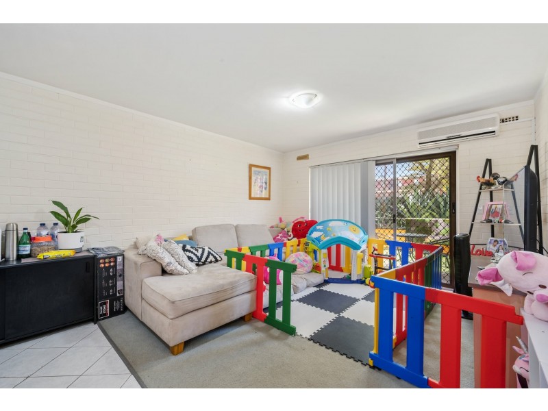 Unit 8/83 Phoenix Road, Spearwood WA 6163