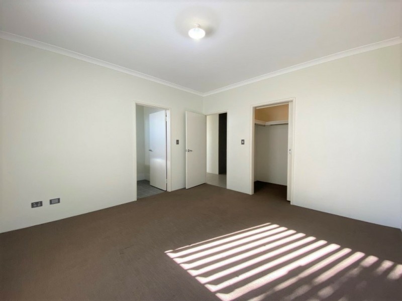 20 Chesham Rise, Alkimos WA 6038