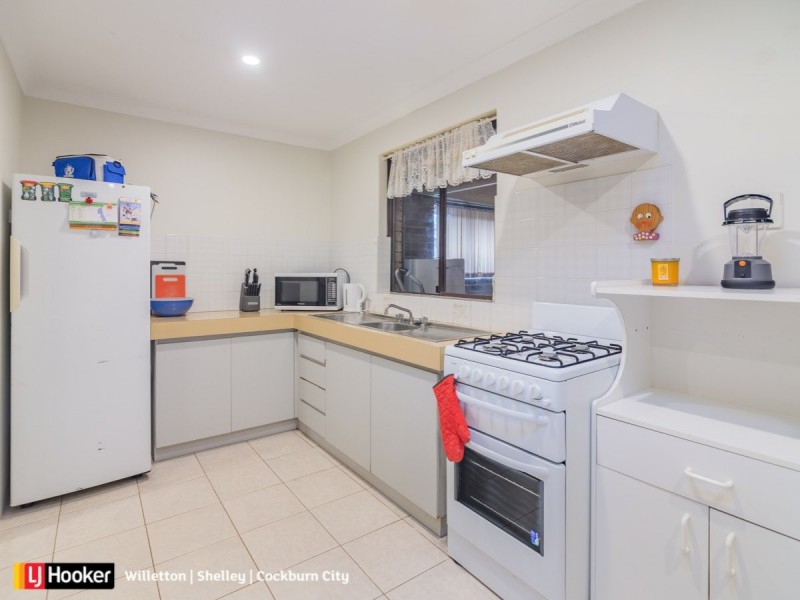 9 Bauera Glade, South Lake WA 6164