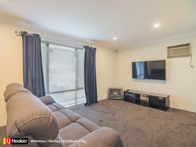 9 Bauera Glade, South Lake WA 6164