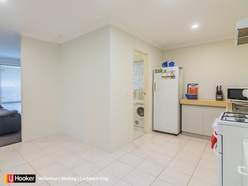 9 Bauera Glade, South Lake WA 6164