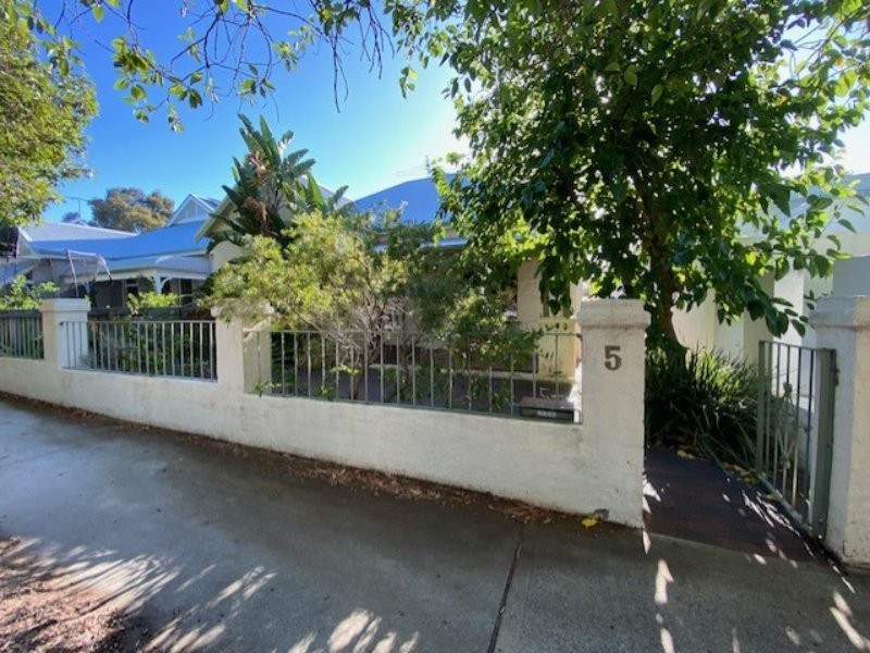5 Stanmore Street, Shenton Park WA 6008