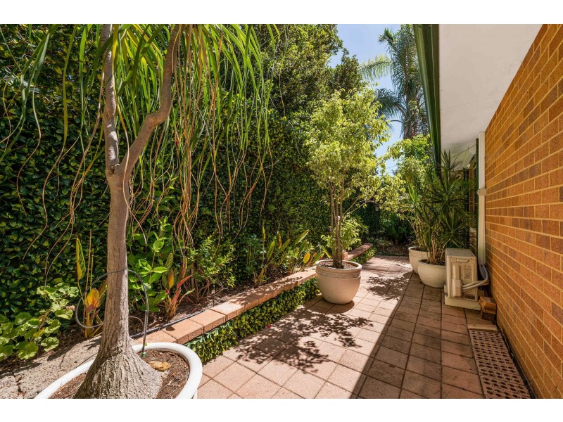 129 Beasley Road, Leeming WA 6149