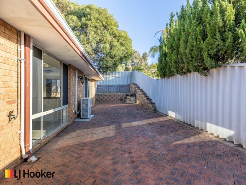 68 Calley Drive, Leeming WA 6149